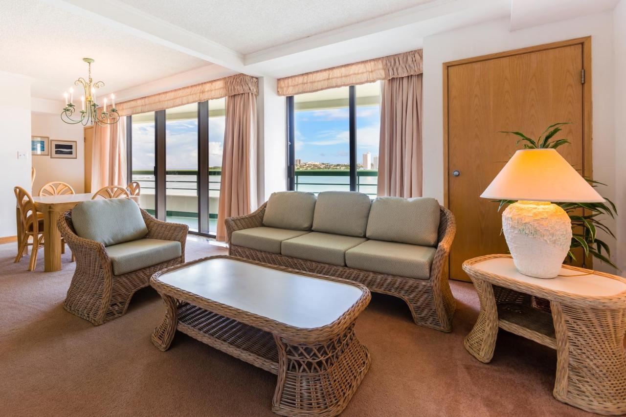 Alupang Beach Tower Tamuning Exterior foto